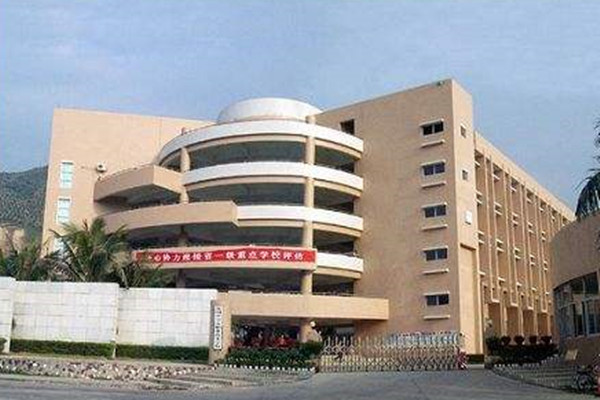 西藏職業(yè)技術(shù)學(xué)院歡迎全國(guó)各地同學(xué)們的加入