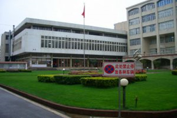 如何選擇一個(gè)好的職業(yè)學(xué)校