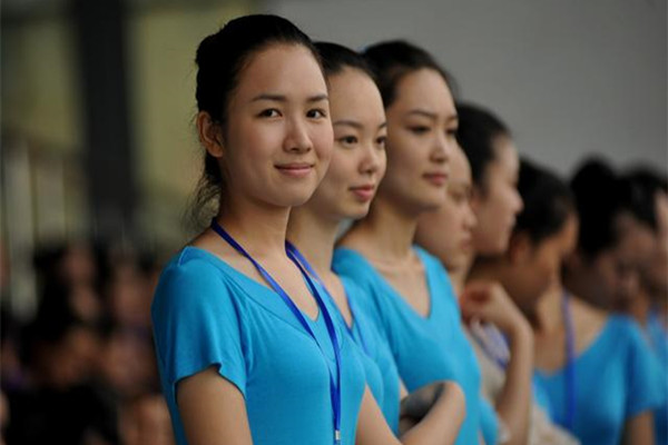 山東省職業(yè)技術(shù)學(xué)校發(fā)布2018年空中乘務(wù)專業(yè)面試公告