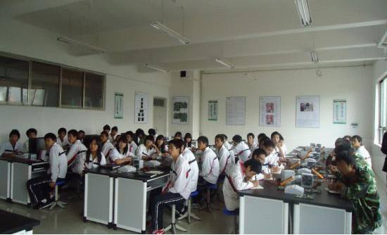 2019年成都幼師春季招生要求