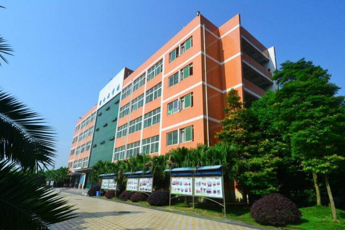 2019年四川紅十字衛(wèi)生學(xué)校招生簡章