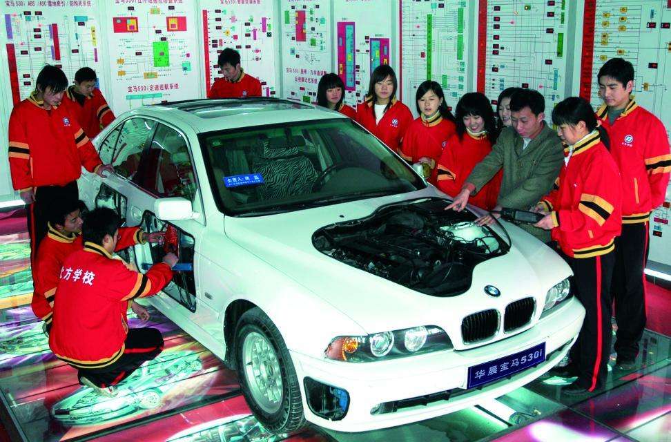 學(xué)汽車(chē)維修有前途嗎