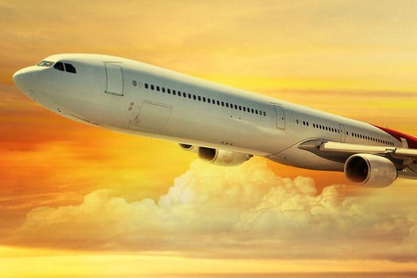 成都航空專業(yè)招聘空姐有哪些要求