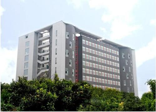 四川省綿陽(yáng)市藝術(shù)學(xué)校各專業(yè)收費(fèi)標(biāo)準(zhǔn)是多少