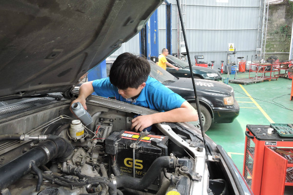 資陽(yáng)汽車科技職業(yè)學(xué)校簡(jiǎn)介與專業(yè)推薦