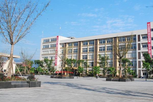 自貢市旭江職業(yè)技術(shù)學(xué)校2019年招生簡(jiǎn)章