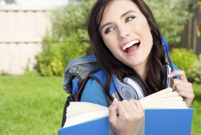 重慶文化藝術(shù)職業(yè)學(xué)院怎么樣