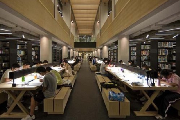 2019年成都經(jīng)濟技術學校招生錄取分數(shù)線