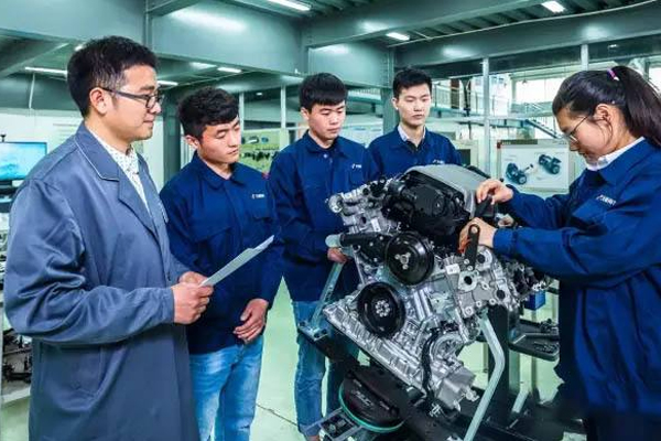 貴州航空工業(yè)技師學(xué)院汽修專業(yè)