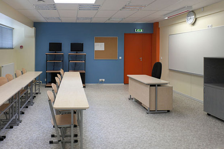 三臺縣柳營職業(yè)高中