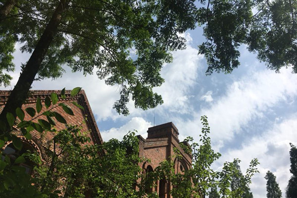 四川國(guó)際標(biāo)榜職業(yè)學(xué)院 四川國(guó)際標(biāo)榜職業(yè)學(xué)院