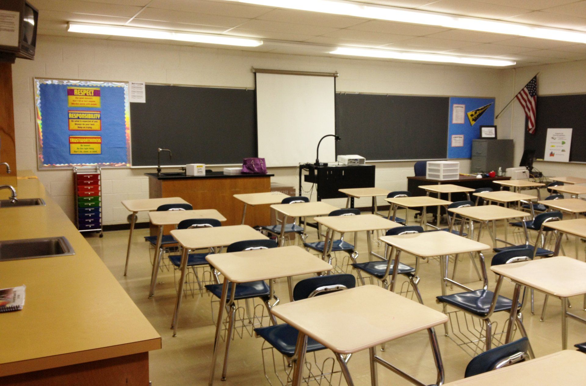 2019年樂山市旅游學(xué)校招生錄取分數(shù)線