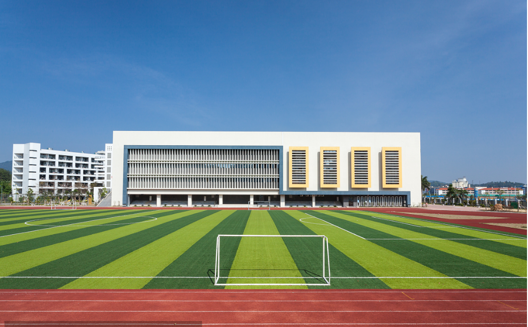 內(nèi)江鐵路機械學校2019年招生錄取分數(shù)線