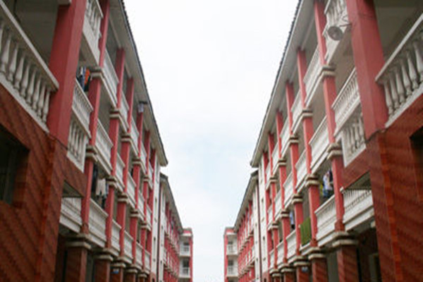 達(dá)州百島湖職業(yè)技術(shù)學(xué)校