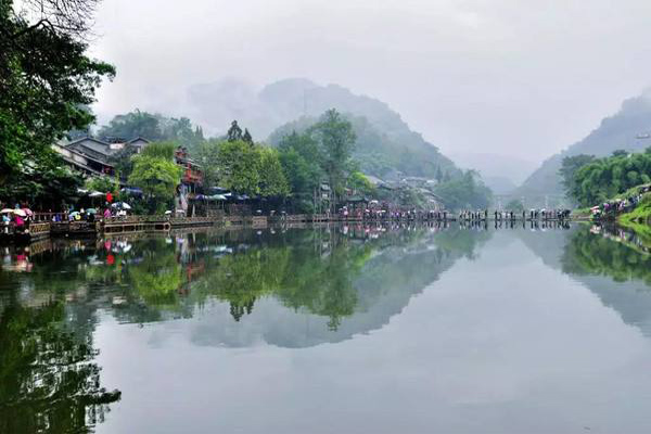 西來(lái)古鎮(zhèn)