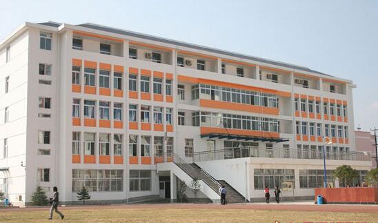 雅安職業(yè)學(xué)校