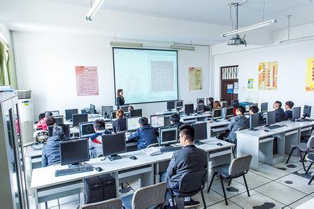 計(jì)算機(jī)應(yīng)用技術(shù)專(zhuān)業(yè)