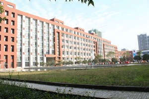 四川省閬中東南航空職業(yè)學(xué)校