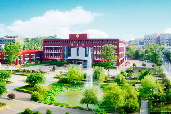 德陽職業(yè)技術(shù)學(xué)校招生