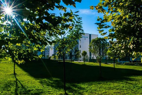 貴陽(yáng)職業(yè)高中怎么樣