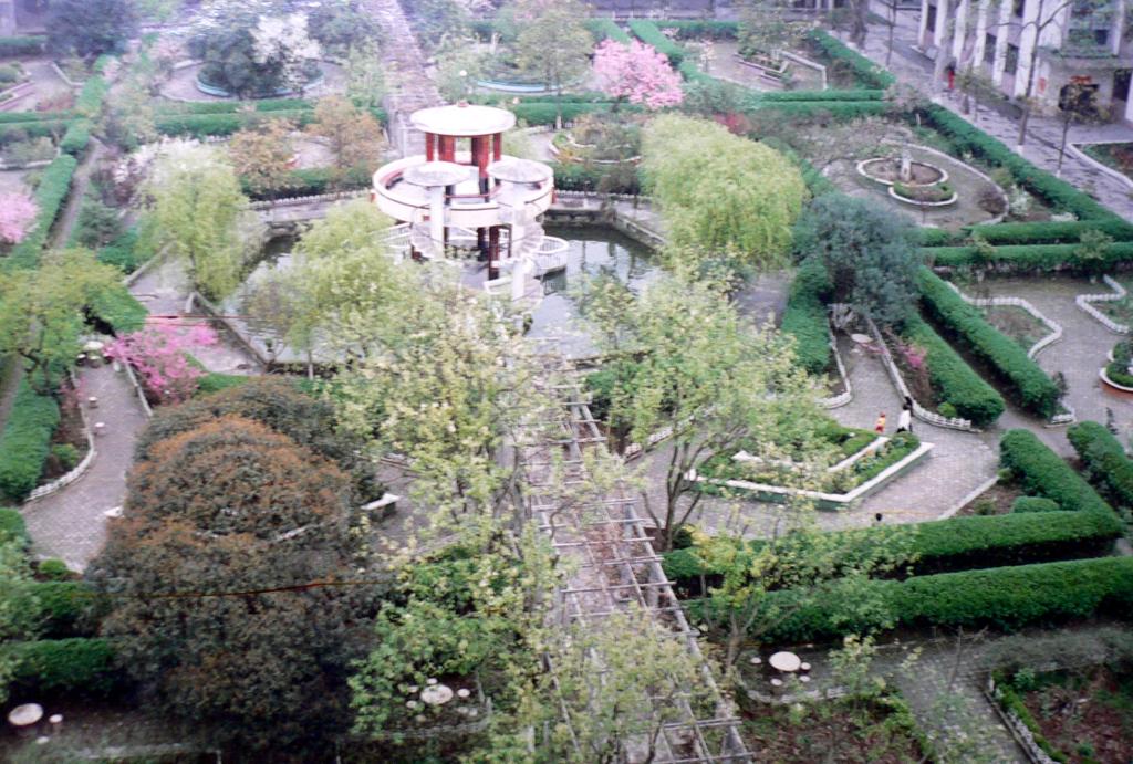 職業(yè)技術(shù)學(xué)校