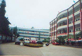 四川省滎經(jīng)縣職業(yè)高級(jí)中學(xué)