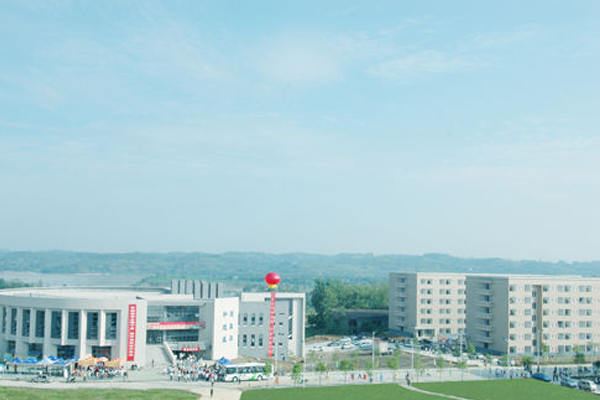 南充職業(yè)技術(shù)學(xué)院招生