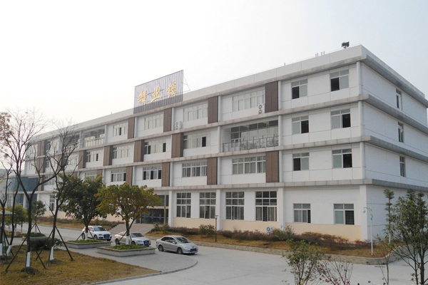 中等職業(yè)學(xué)校