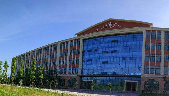 樂山醫(yī)藥科技學(xué)蒲江校區(qū)環(huán)境 樂山醫(yī)藥科技學(xué)蒲江校區(qū)環(huán)境