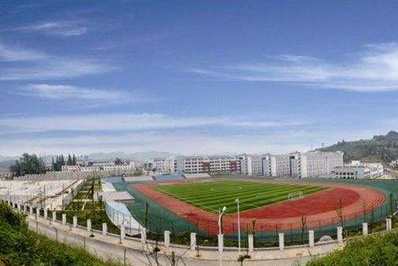 成都排名前十職業(yè)學校操場