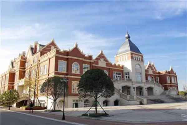 四川省西南航空專修學(xué)院