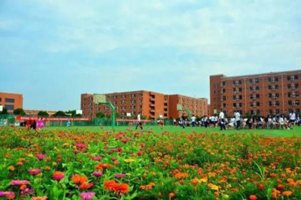 成都五月花高級技工學校怎么樣