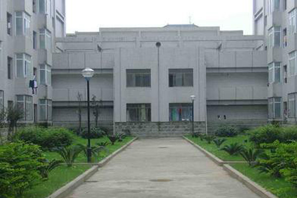 雅安職業(yè)學校