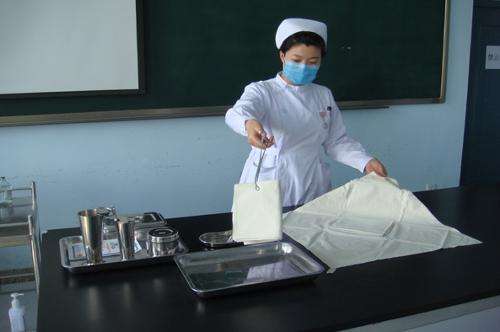 樂山醫(yī)藥科技學(xué)校成都校區(qū)地址