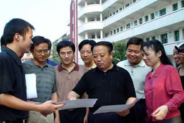  廣安職高學院怎么樣 