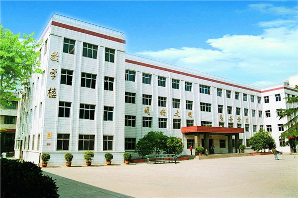 四川?？茖W(xué)校