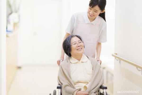 護理專業(yè)中職好嗎