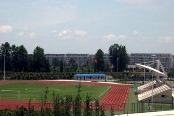 內(nèi)江鐵路機械學(xué)校不錯