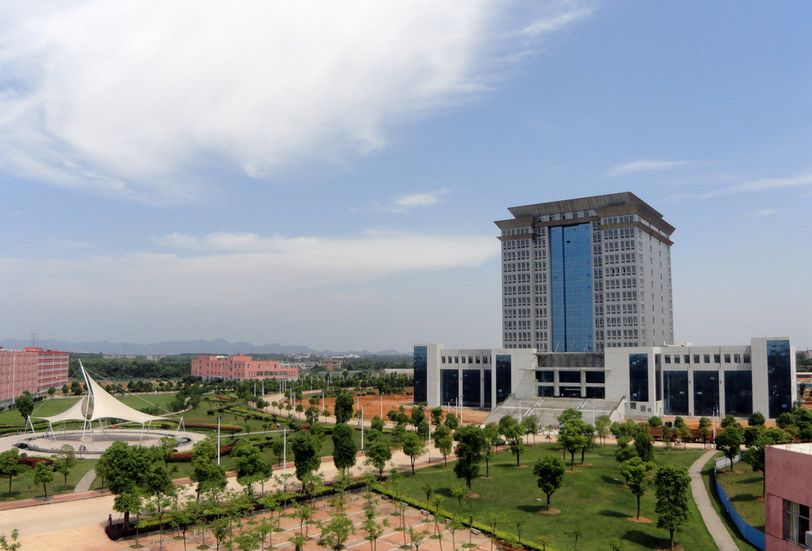 阿壩州中等汽修職業(yè)技術(shù)學(xué)校 阿壩州中等汽修職業(yè)技術(shù)學(xué)校