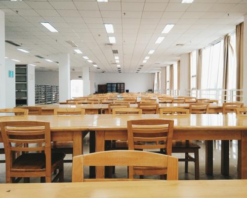  墊江縣衛(wèi)生學(xué)校