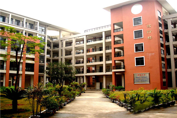 針灸學(xué)校專業(yè)介紹