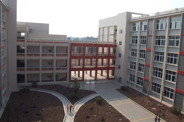 內(nèi)江職高學(xué)校