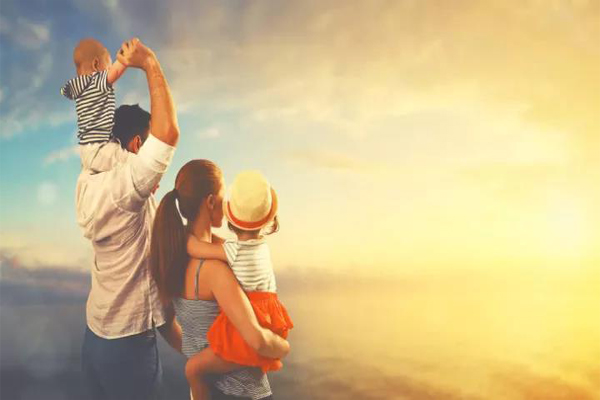 真正的富養(yǎng)不是物質(zhì)上的，而是精神上的