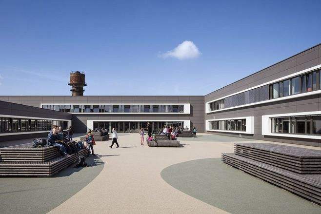 成都市禮儀職業(yè)中學(xué)