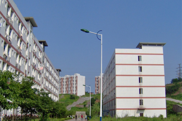 職業(yè)學(xué)校