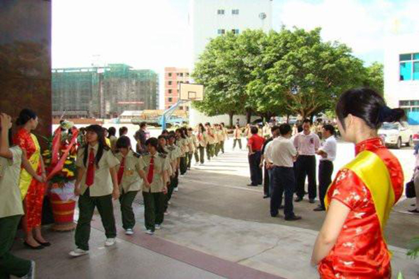 中國十九冶高級(jí)技工學(xué)校