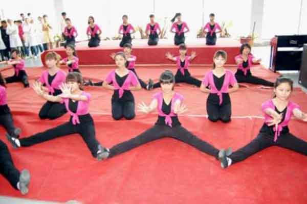 成都幼師學(xué)校