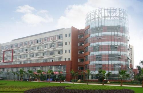 四川理工技師學(xué)院是公辦還是民辦，是高職學(xué)校嗎