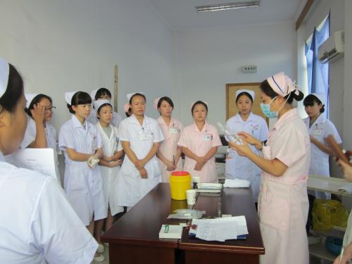 貴州省人民醫(yī)院護士學校