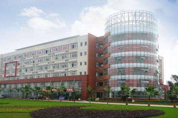 四川理工技師學(xué)院